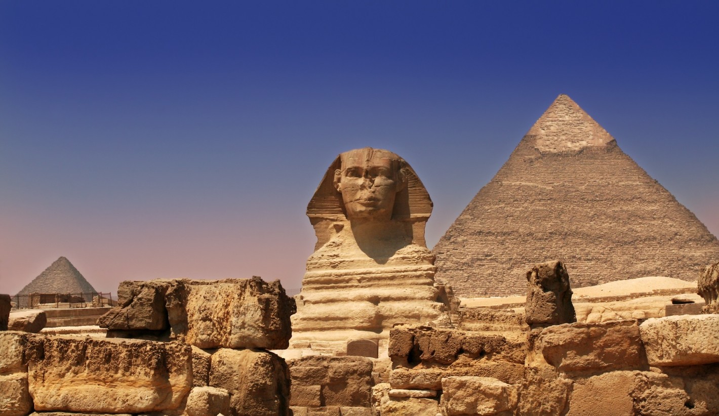 Pyramids and Sphinx in Egypt - Sam valadi
