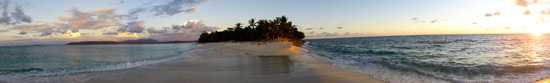 Nosy Iranja - Madagascar - Beach beds