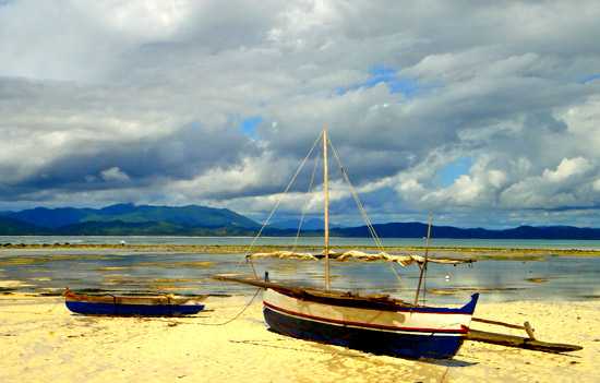 Nosy be Dhow on the beach