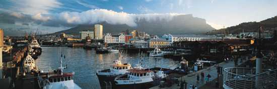 Waterfront and Table Mountain - Cape town