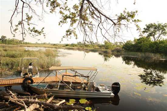 Water activities at Savuti Camp