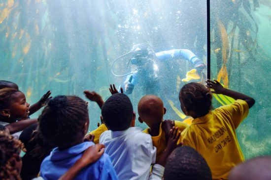 Khumbulani kids wave at the diver