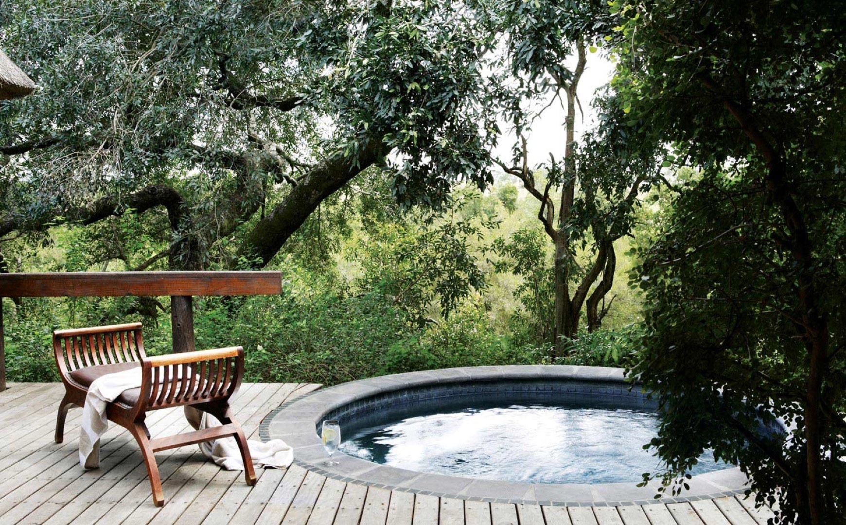 Piscine privée sur la terrasse d'une suite à Londolozi Varty Camp