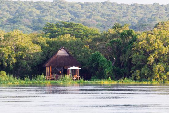 Royal Chundu River Lodge