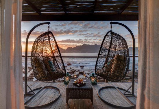 Lounge with a view of Cape Town's sunset