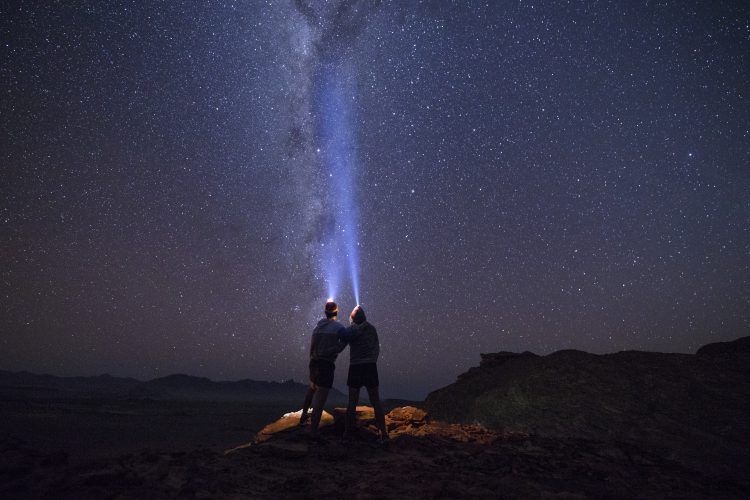 Admirer les étoiles du Kalahari