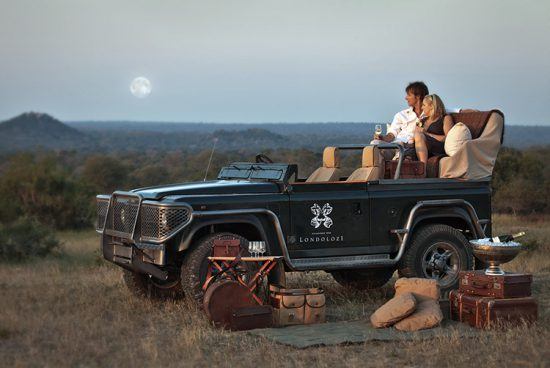 Casal desfruta de experiência exclusiva de safári na Reserva Londolozi, África do Sul