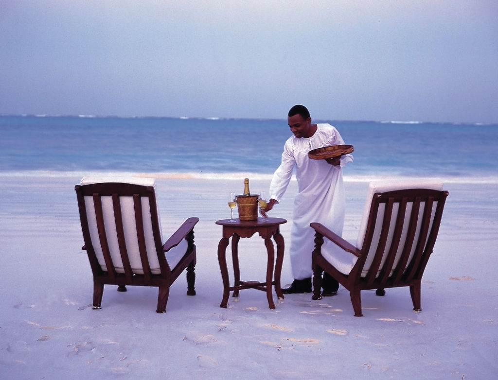 Sundowners being served in Zanzibar