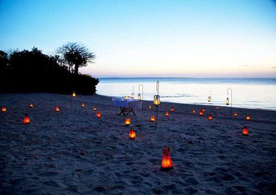 Strand bei Sonnenuntergan, Azura Qulela