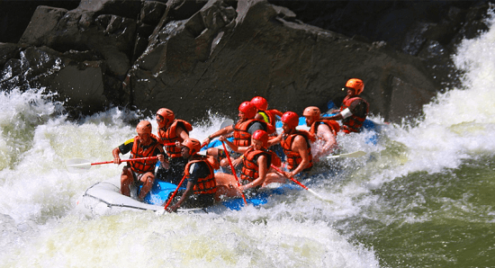 Rafting — aventura em Victoria Falls