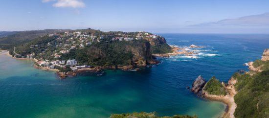 Die bezaubernde Lagune von Knysna mit den Heads