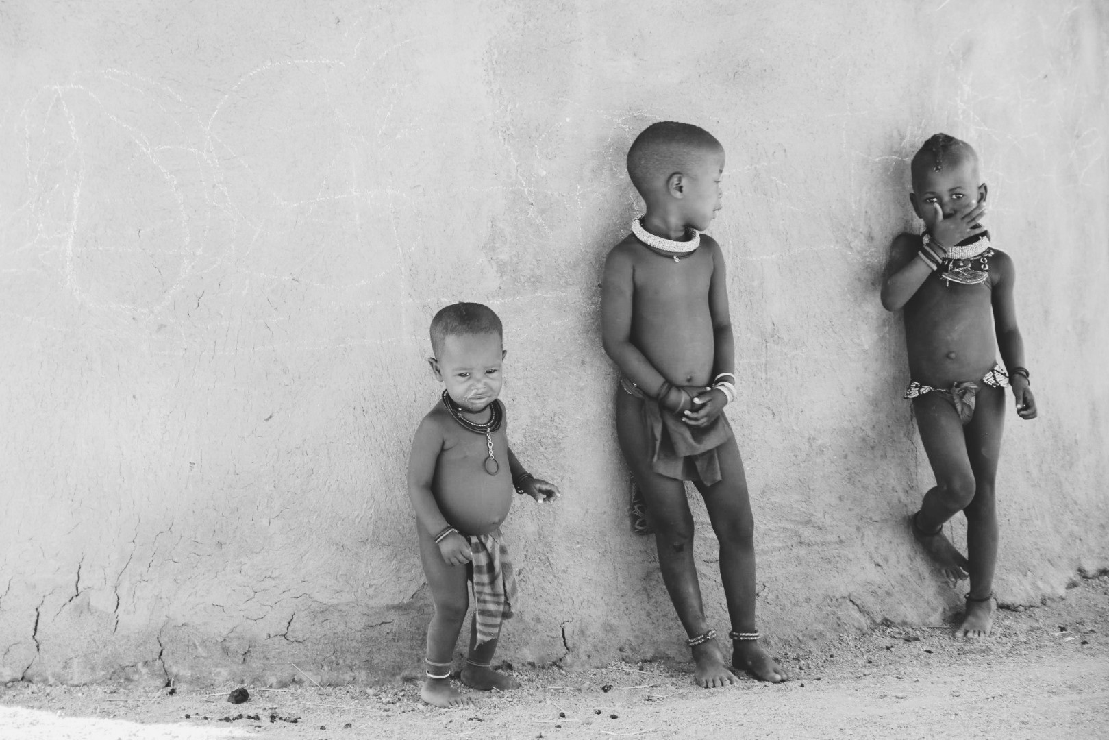 Kamanjab, inland of Namibia where there is a small Himba community looking after orphaned Himba children. Photo credit : Jessica Mulder