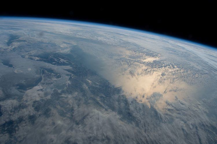 La planète Terre et sa surface vue du ciel. 