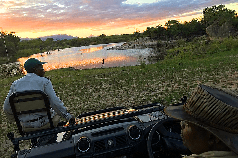 Safári ao pôr-do-sol, Reserva Karongwe