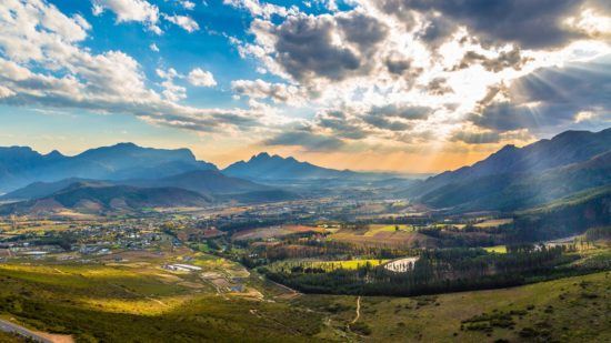 Vale de Franschoek nas Vinhas do Cabo, África do Sul