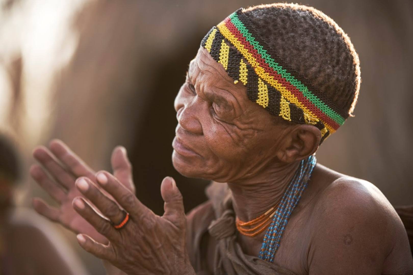 Portrait d'un homme Bochiman au Botswana