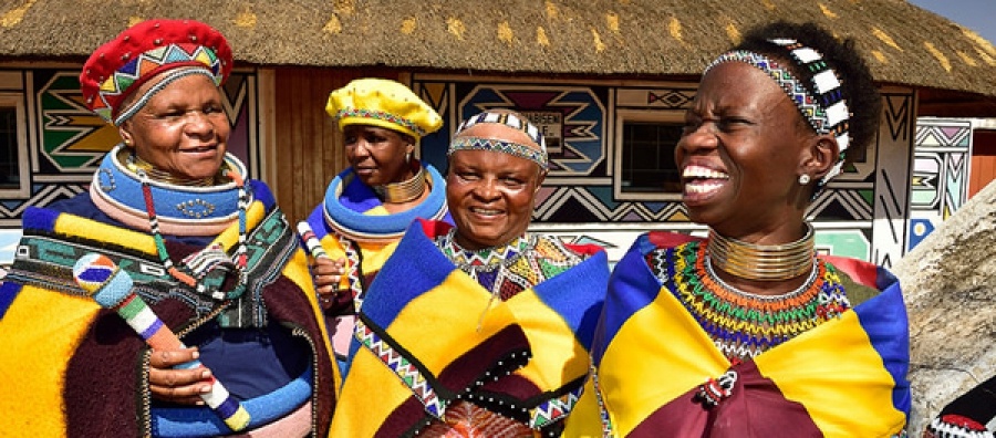 Traditionally dressed Ndebele women in Rhino Africa's Complete Guide