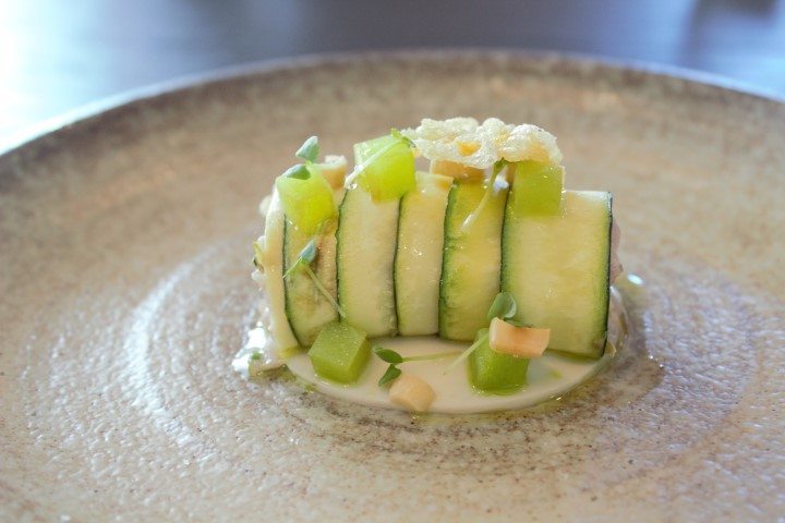 Eine leckere Zucchini-Kreation im Greenhouse - Fine Dining in Kapstadt