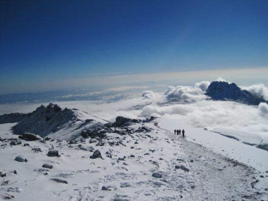 Las nieves del Kilimanjaro, rompiendo mitos sobre África