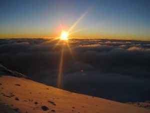 Sonnenaufgang über Tansania