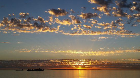 Zählt zu den Geheimtipps in Kapstadt: Der Sonnenuntergan über Camps Bay