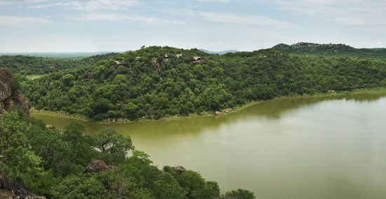 Tramo del río Zambezi en su paso por Zimbabue