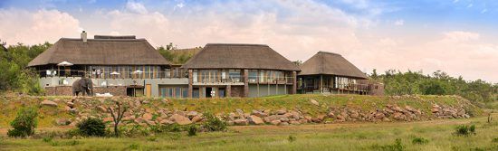 Vista panorâmica de Mhondoro Villa. Foto: Rhino Africa