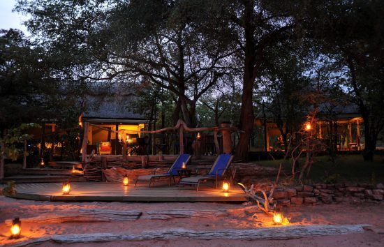 Changa Safari Camp lies on the shores of Lake Kariba