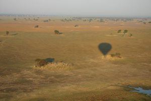 Hot airballoon ride in Zambia with Niki