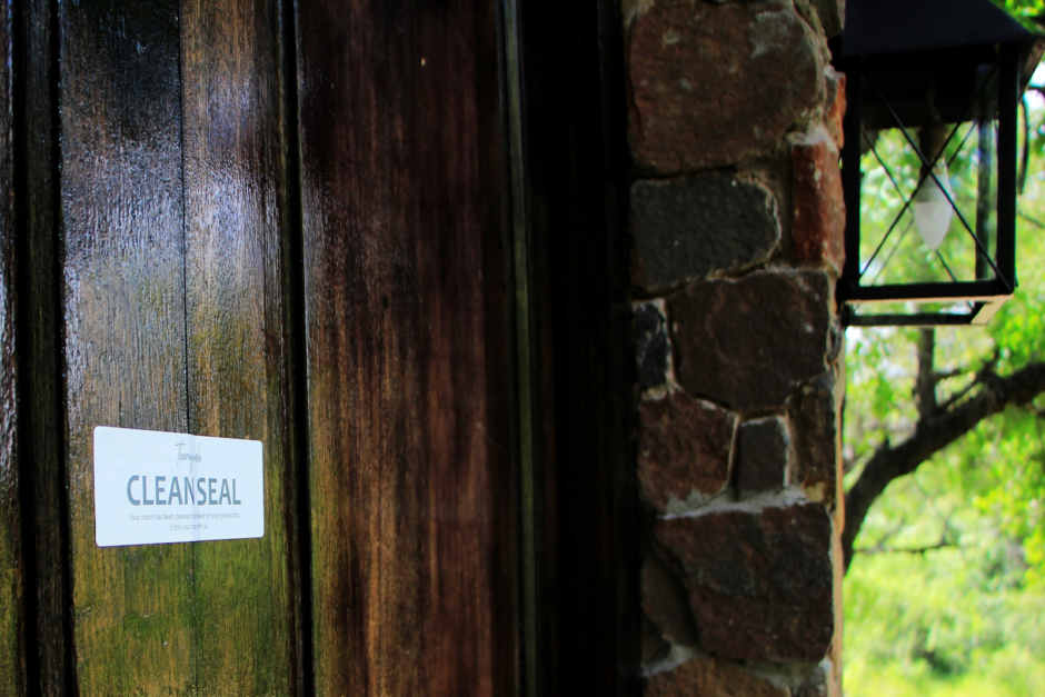 Clean seal on door at Thornybush Game Lodge