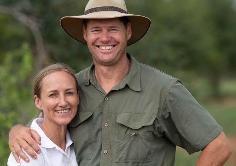 Die Manager der Senalala Safari Lodge, Corlia und James