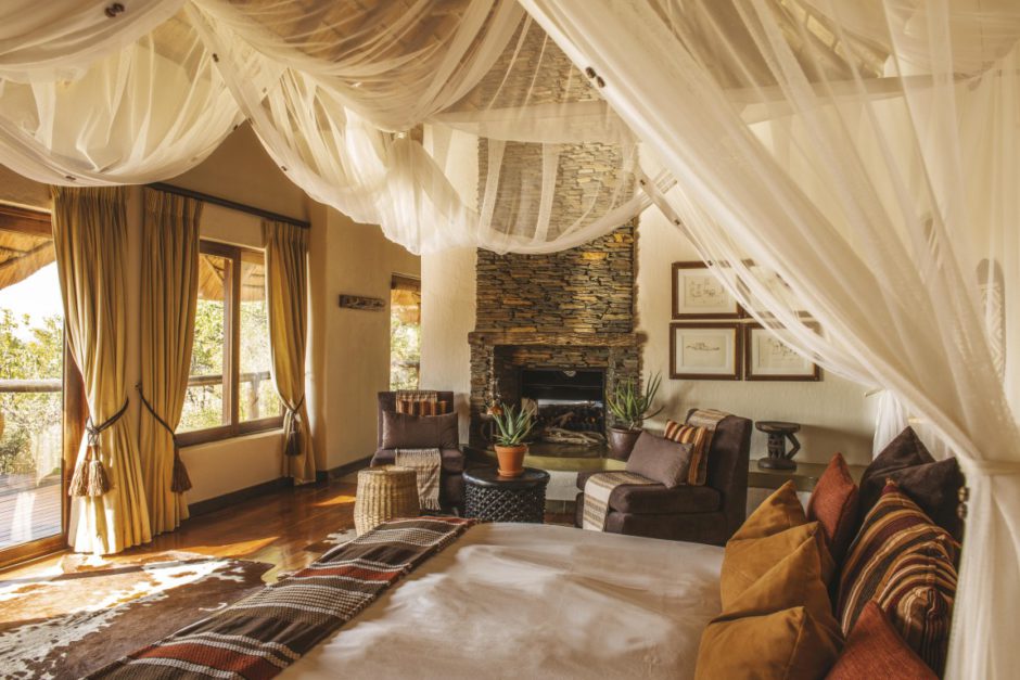 Luxury suite at Tuningi Safari Lodge