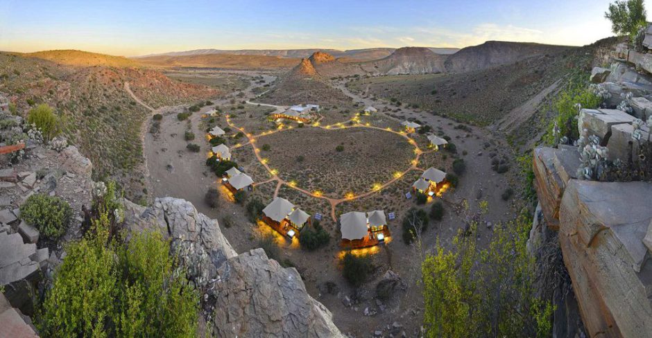 Das Dwyka Tented Camp im Sanbona Wildlife Reserve aus der Vogelperspektive