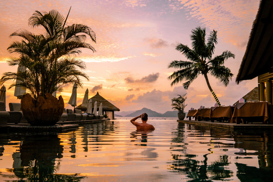 O espetacular pôr do sol em Seychelles