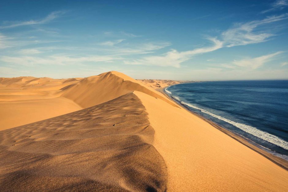 Là où le désert et l'océan se rencontrent en Namibie