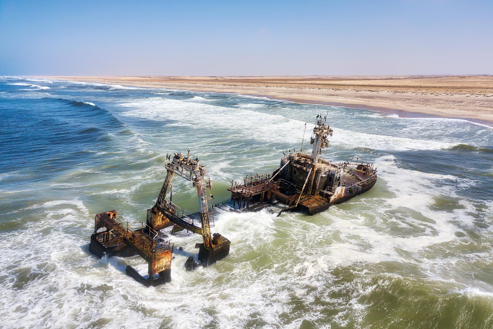 Shipwrecks along the Skeleton Coast 