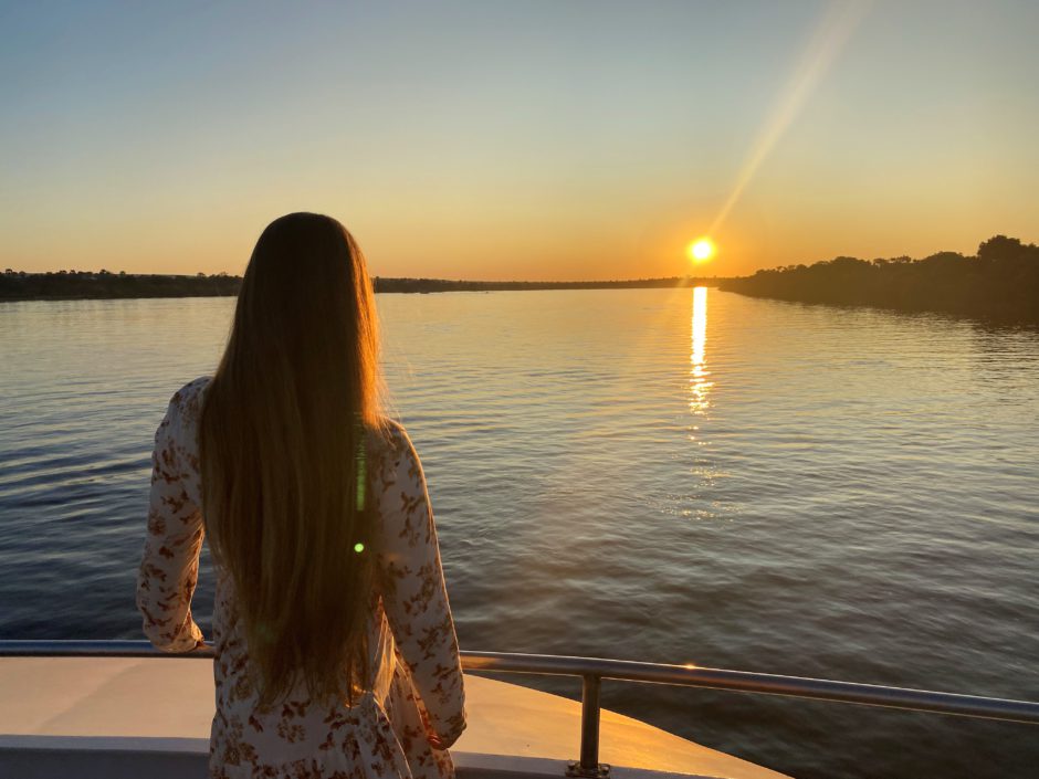 Malerischer Sonnenuntergang auf dem Sambesi