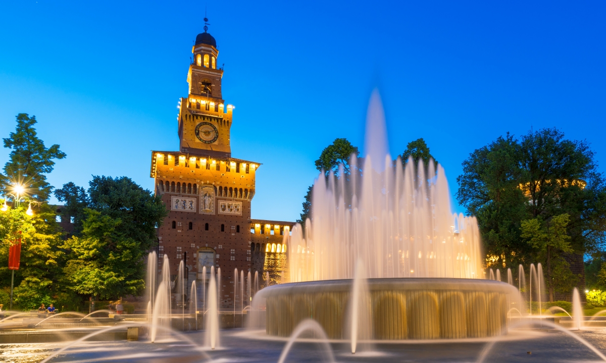 Castello Sforzesco and fountain