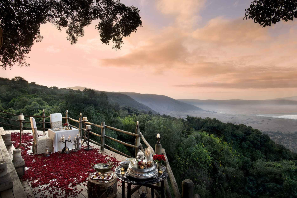 Ngorongoro Crater safari on the edge of the caldera