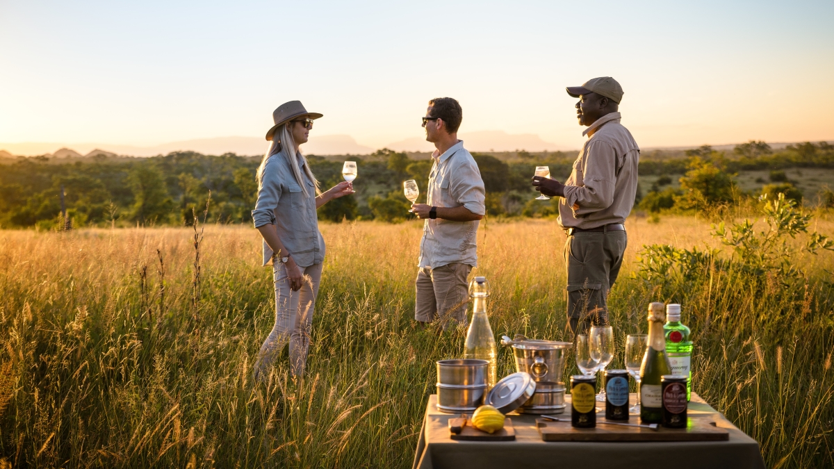 Sundowner drinks on safari