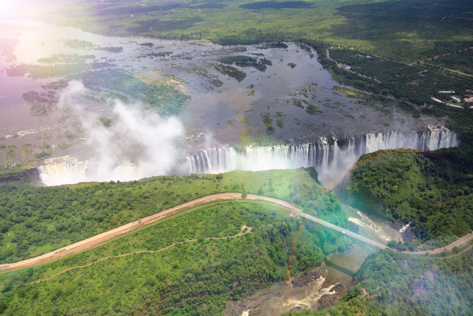 Las Cataratas Victoria también son conocidas como el 'Humo que Truena'