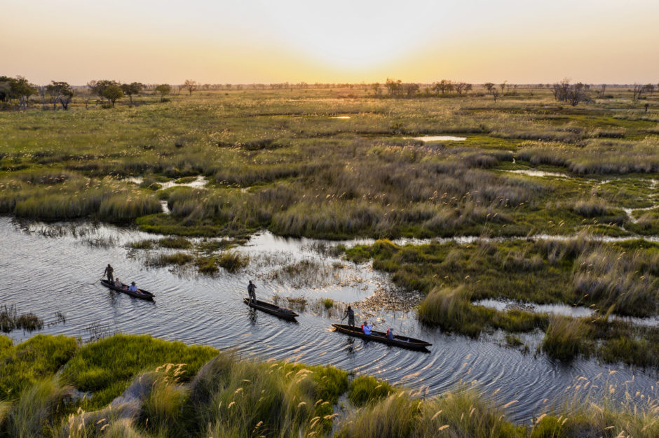 Eine Mokoro-Safari im Okavango Delta in Botswana