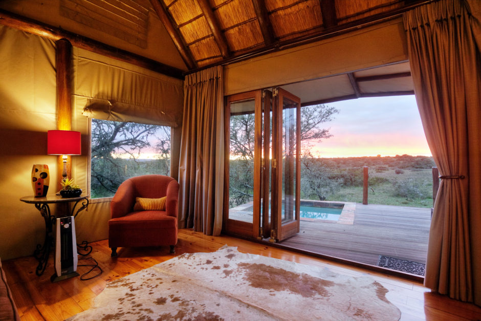 Ausblick von Suite in der Bush Lodge im Amakhala Game Reserve im südafrikanischen Eastern Cape