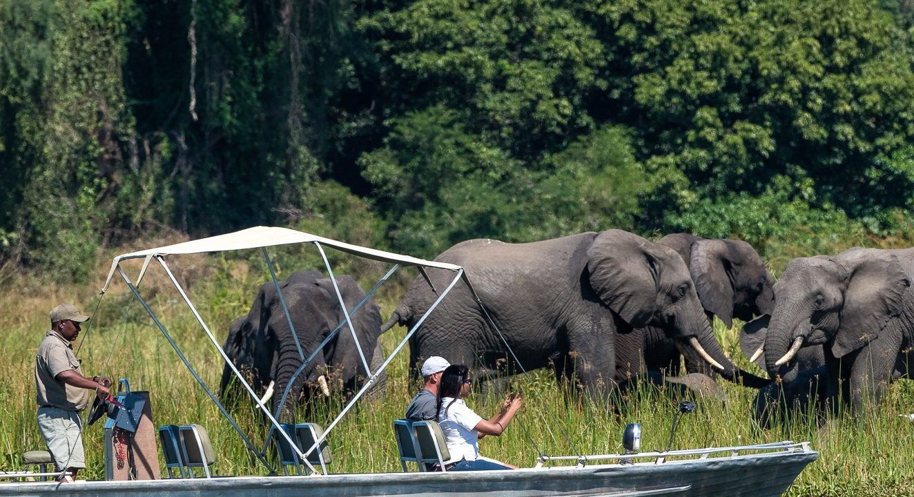 En mi agenda de viajes para 2024 se encuentra un safari en bote en Malawi