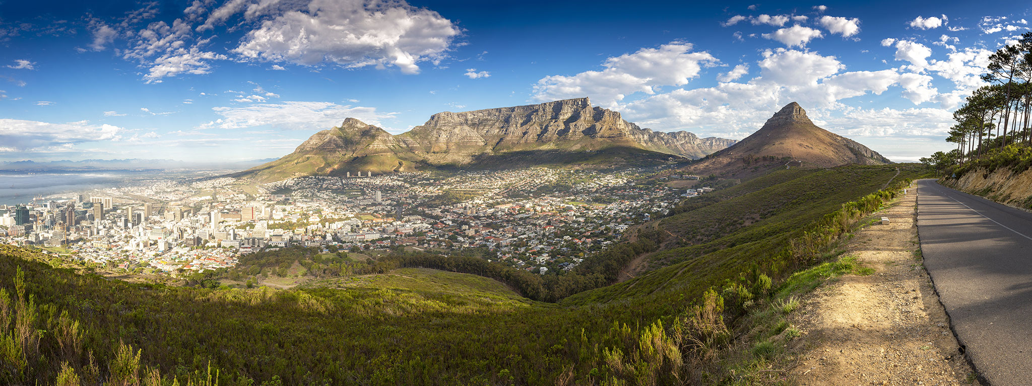 Panoramic landscape view of Cape Town and Table Mountain